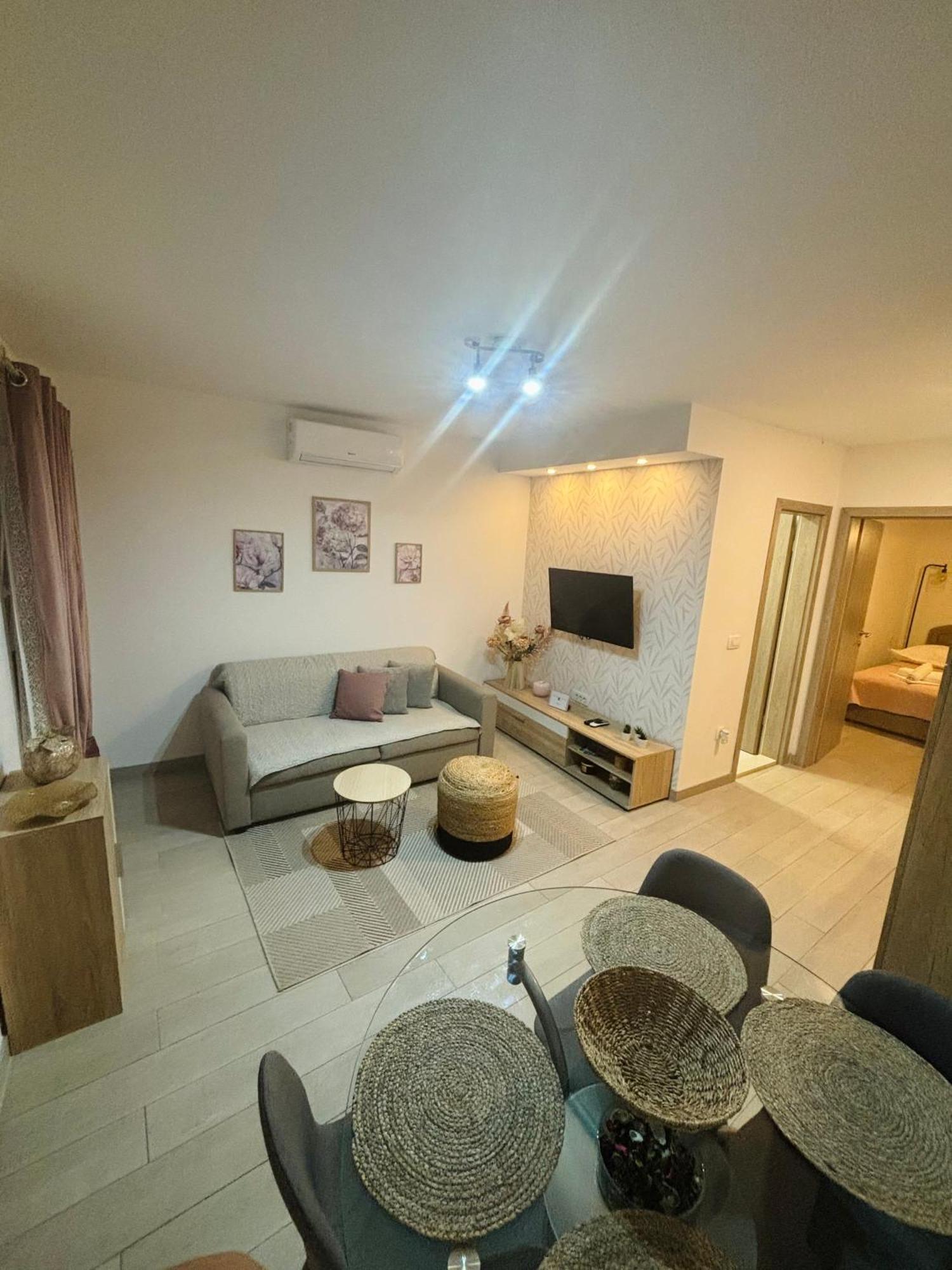 Apartman Onavi Makarska Exterior foto